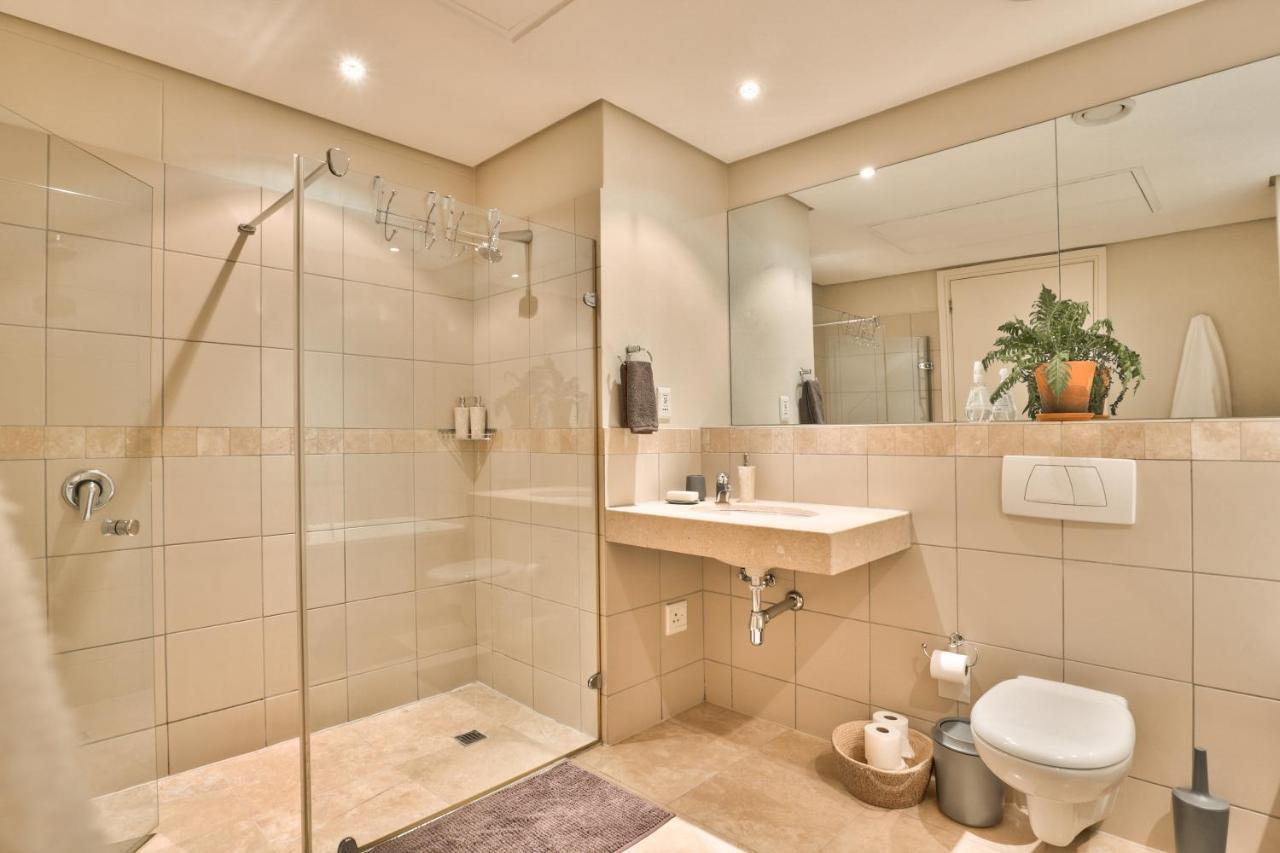 Elegant V&A Waterfront Canal Apartment Kapstaden Eksteriør billede